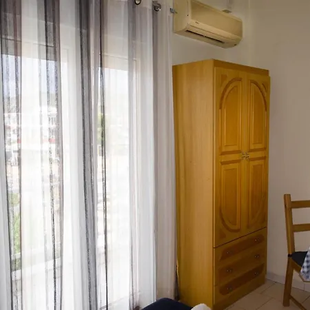 Tassos-despina アパートホテル ペフコホリ