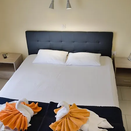 Tassos-despina アパートホテル ペフコホリ