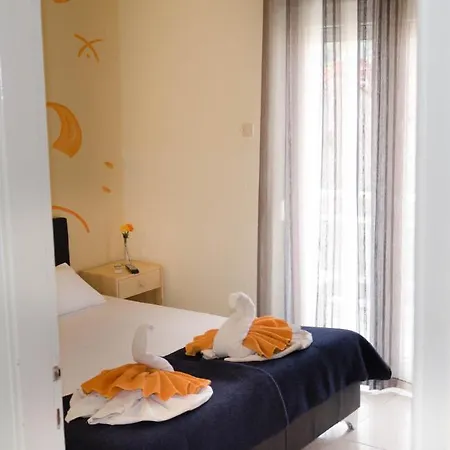 Tassos-despina アパートホテル ペフコホリ