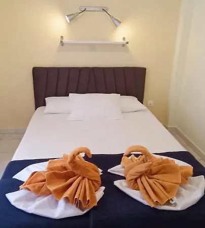 アパートホテル Tassos-despina ペフコホリ