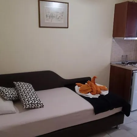 Tassos-despina ペフコホリ