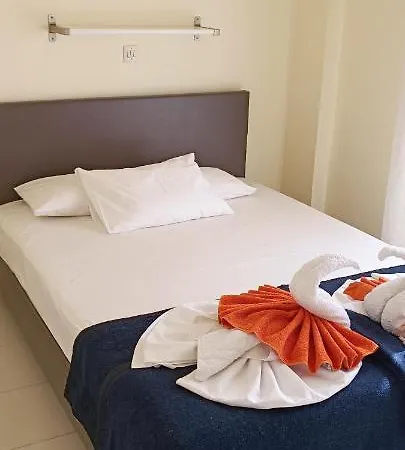 アパートホテル Tassos-despina ペフコホリ